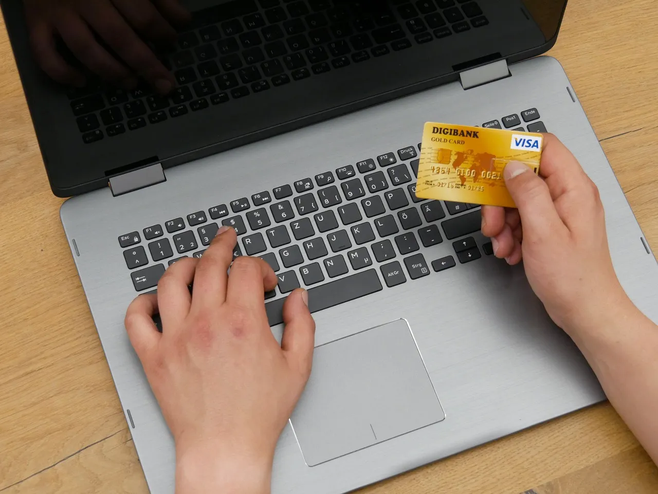 Qonto, Shine Blank, etc. : quelle néobanque pro choisir ?
