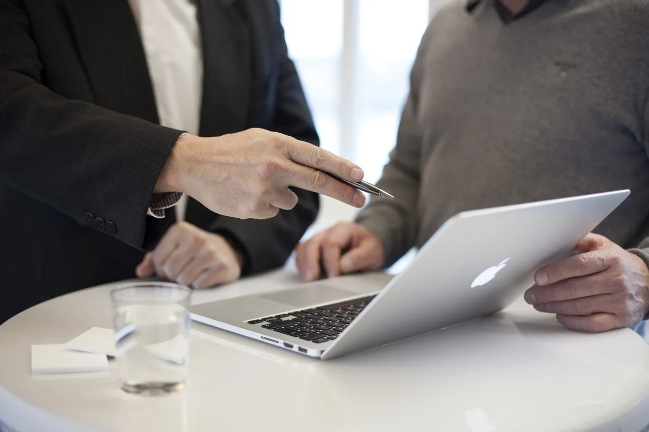Edzo for HR, l’un des meilleurs logiciels d’onboarding ?