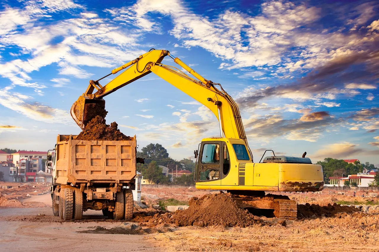 CACES® R482 Catégorie E : tout sur la formation et la certification pour conduire des tombereaux