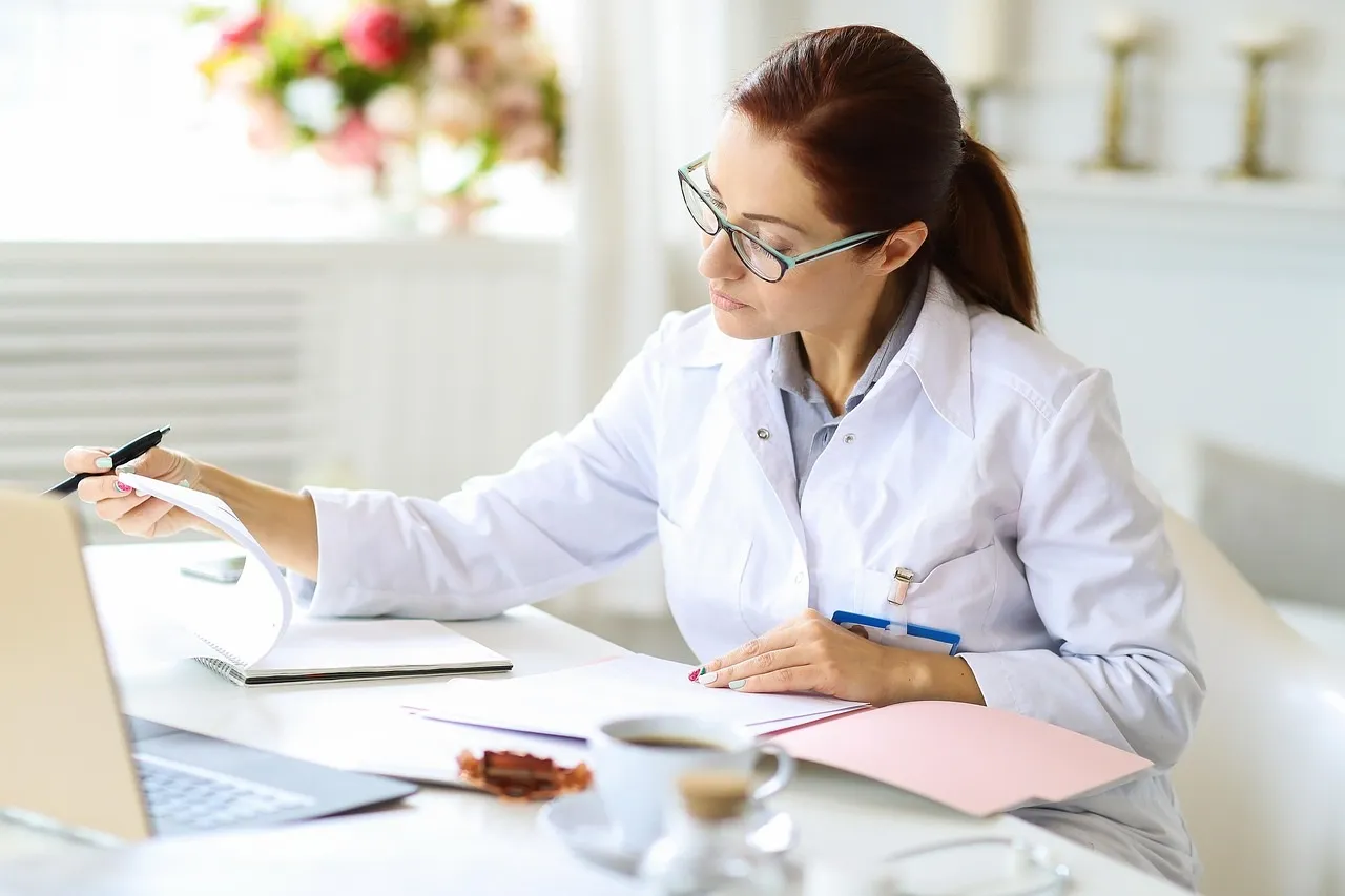 Formation secrétaire médicale : les 7 clés pour choisir la meilleure option